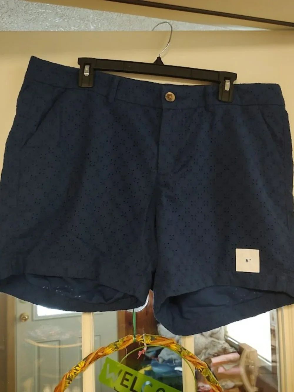 New Old Navy Navy Blue Eyelet Everyday Shorts 5 Inch Inseam Women's Size 14